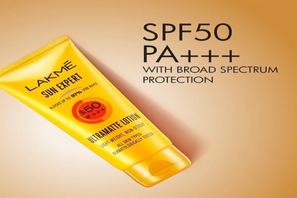 b_LakmeSunscreenLotion